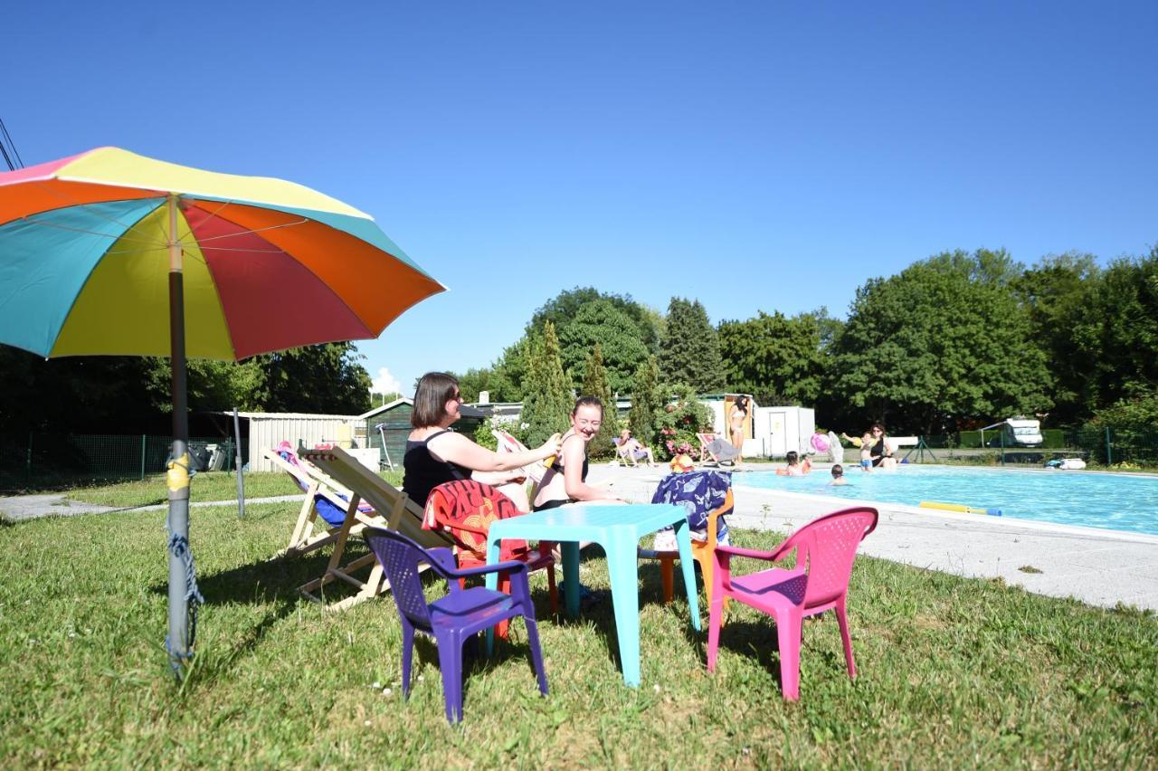 Camping De L'Ill Hotel Mulhouse Exterior foto